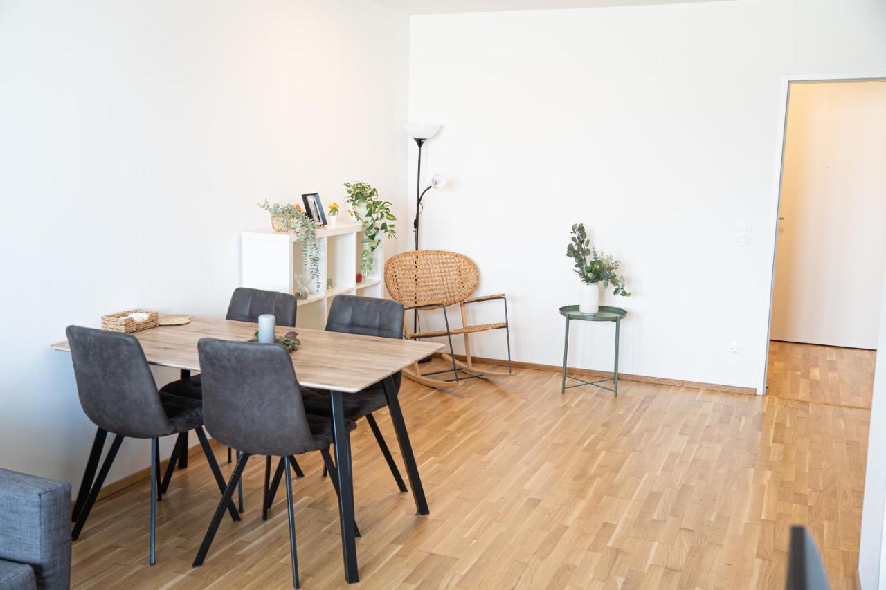 Bright & Modern - Balcony - Appartement Wenen Buitenkant foto