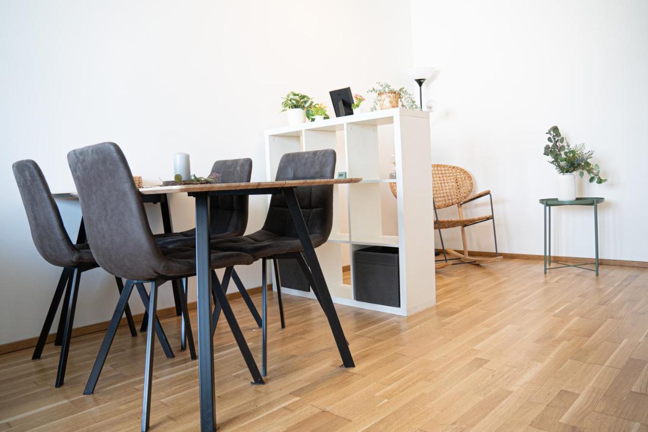 Bright & Modern - Balcony - Appartement Wenen Buitenkant foto