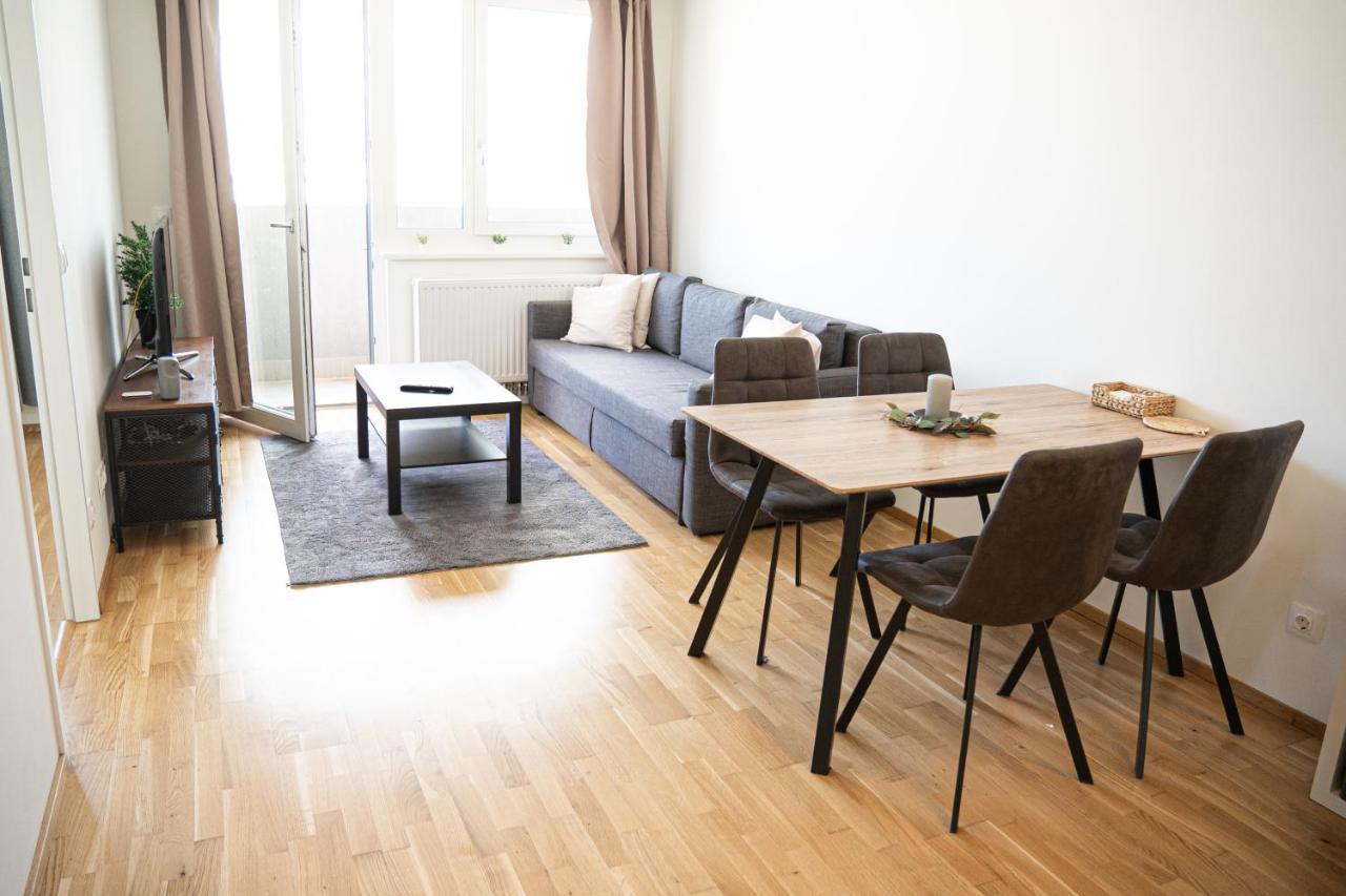 Bright & Modern - Balcony - Appartement Wenen Buitenkant foto