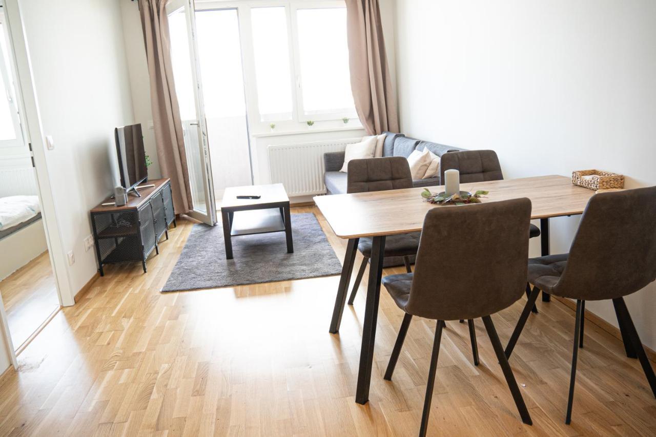 Bright & Modern - Balcony - Appartement Wenen Buitenkant foto