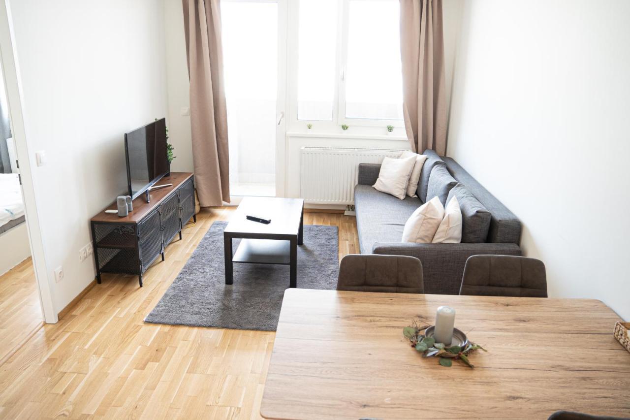 Bright & Modern - Balcony - Appartement Wenen Buitenkant foto